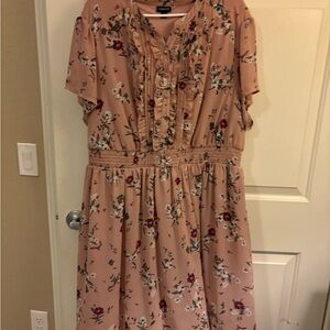 Torrid dusty rose dress with flowers!
